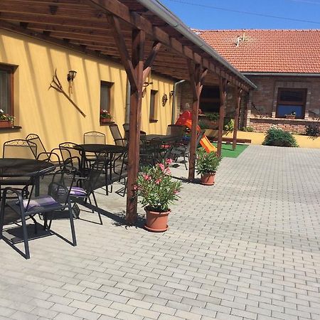Hotel Sedlecky Dvur Sedlec  Exterior foto